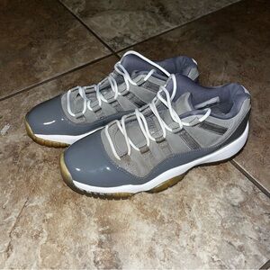 Jordan 11 Retro Low Sneakers 7Y